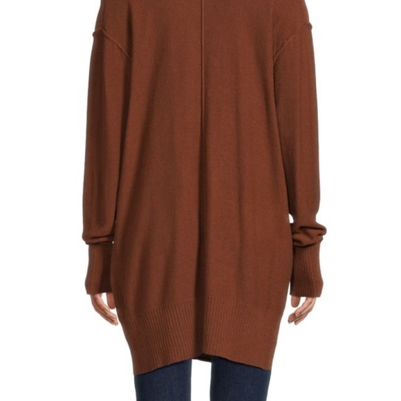 NWOT We The Free Sweater - Picture 3 of 10